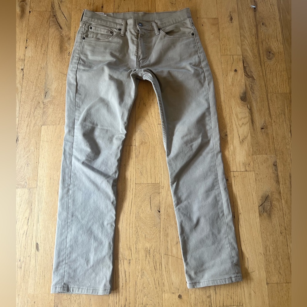 Men's Tan Levis